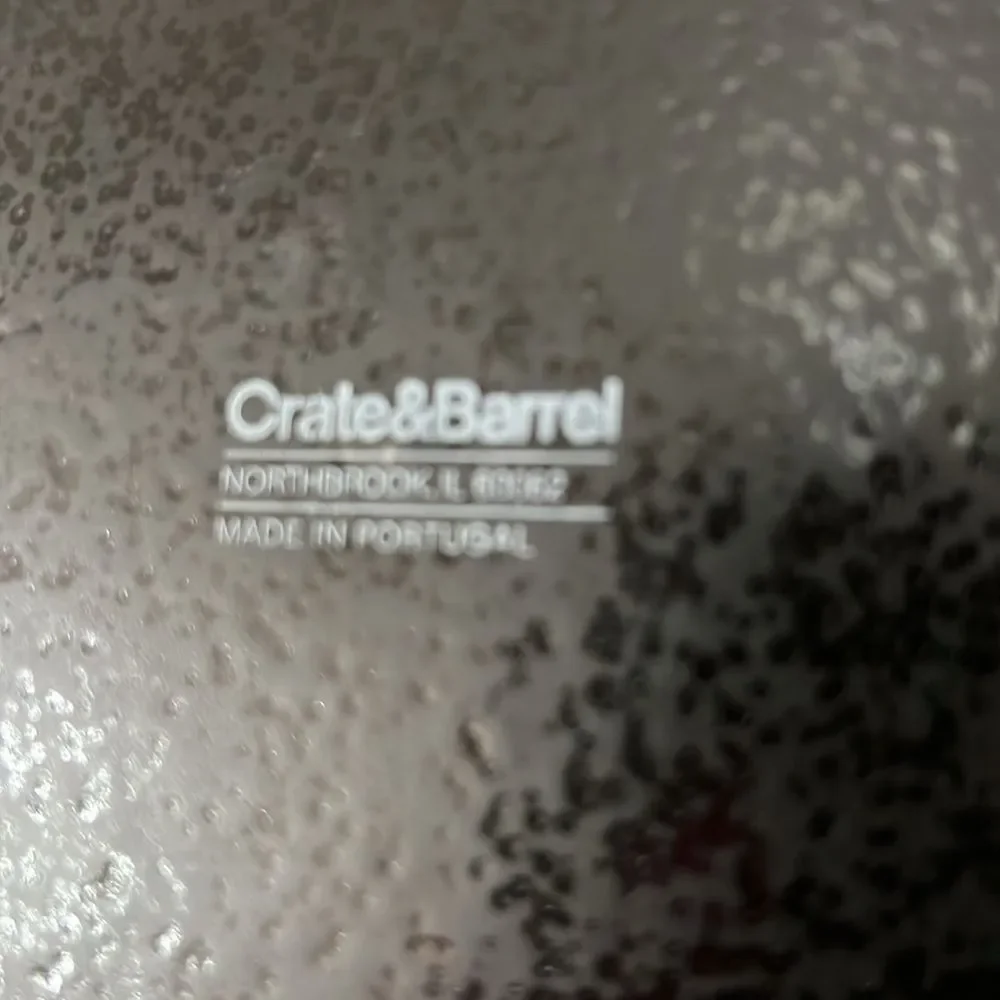 Crate&Barrel Marin Black Dinner Plate Portugal 10 1/2 In Round 1 1/2 In Tall